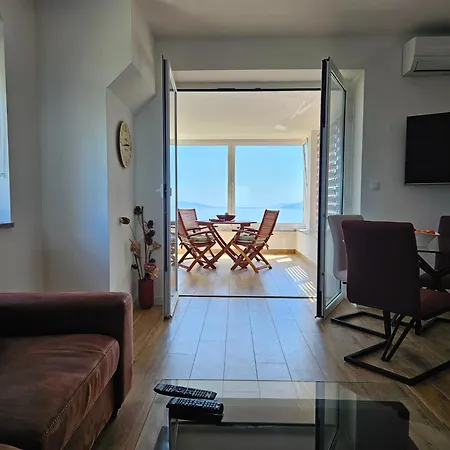 Apartman San Apartment